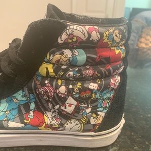 Vans Skate Hi “Disney Alice in Wonderland”